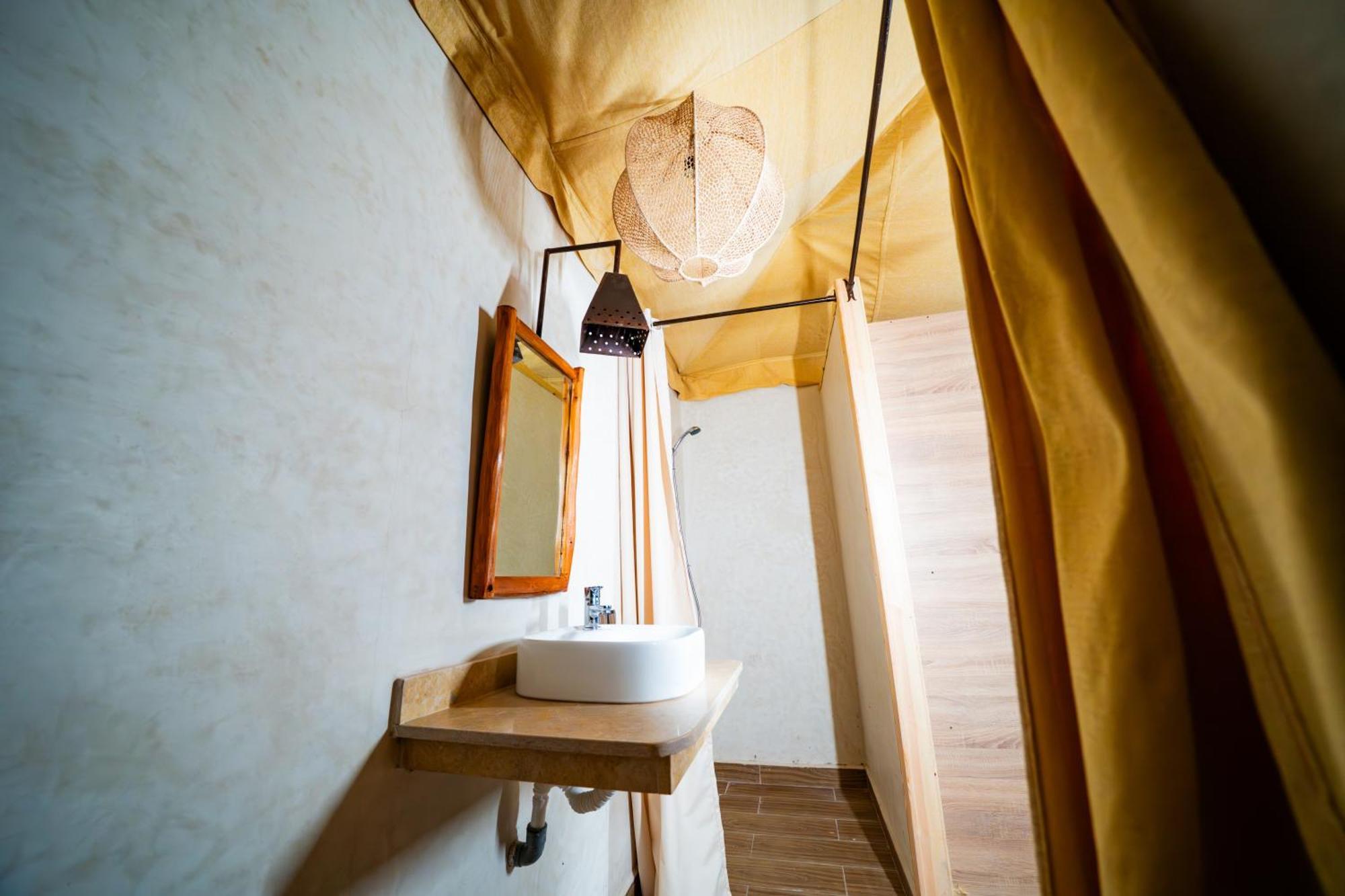 Le Bedouin Agafay Villa Marrakesh Buitenkant foto