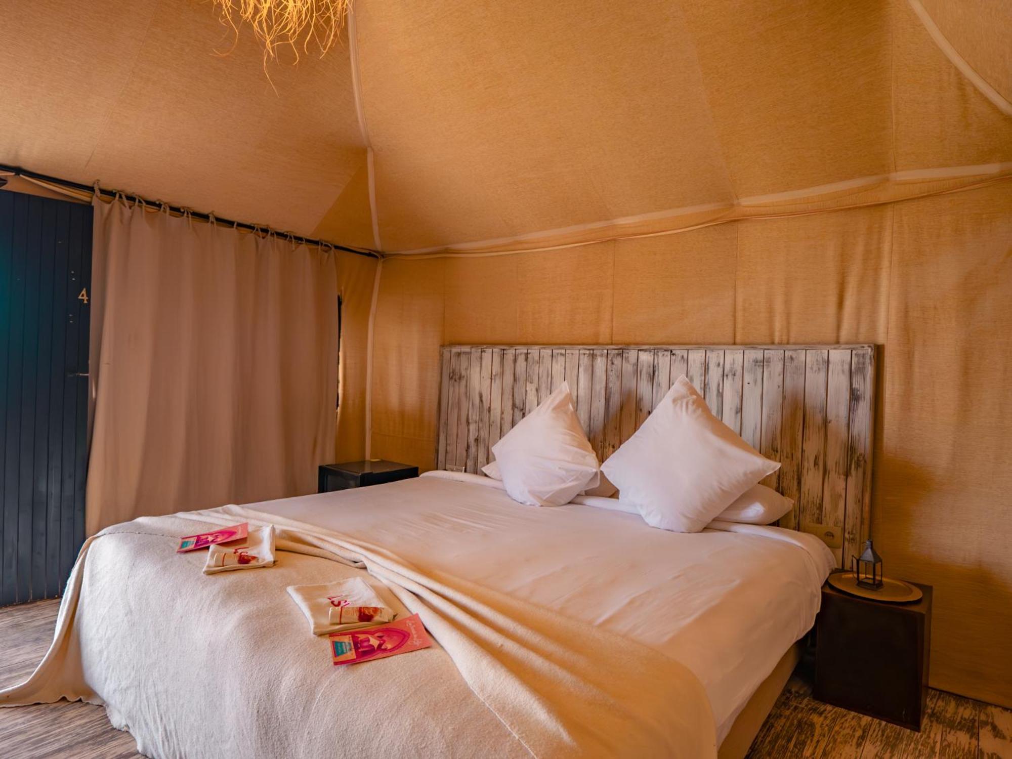 Le Bedouin Agafay Villa Marrakesh Buitenkant foto